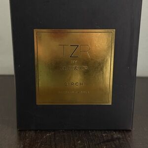 D.L. & Co. BIRCH SCENTED CANDLE